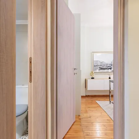 Valaoritou Street Luxury Apartment *