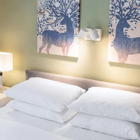 Valaoritou Street Luxury Apartment